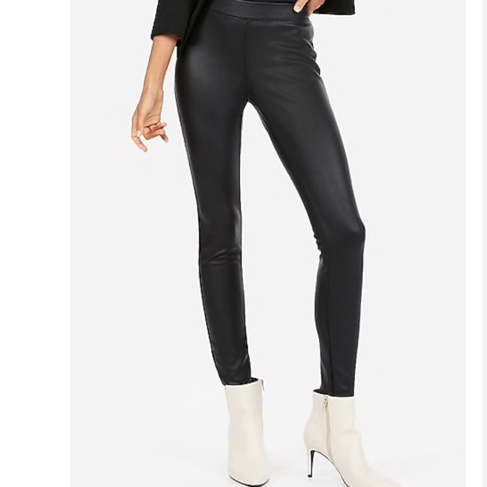 Express NWT faux leather leggings, black, sz small